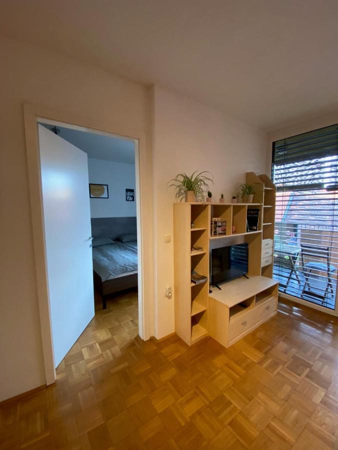 Apartma Felicija *